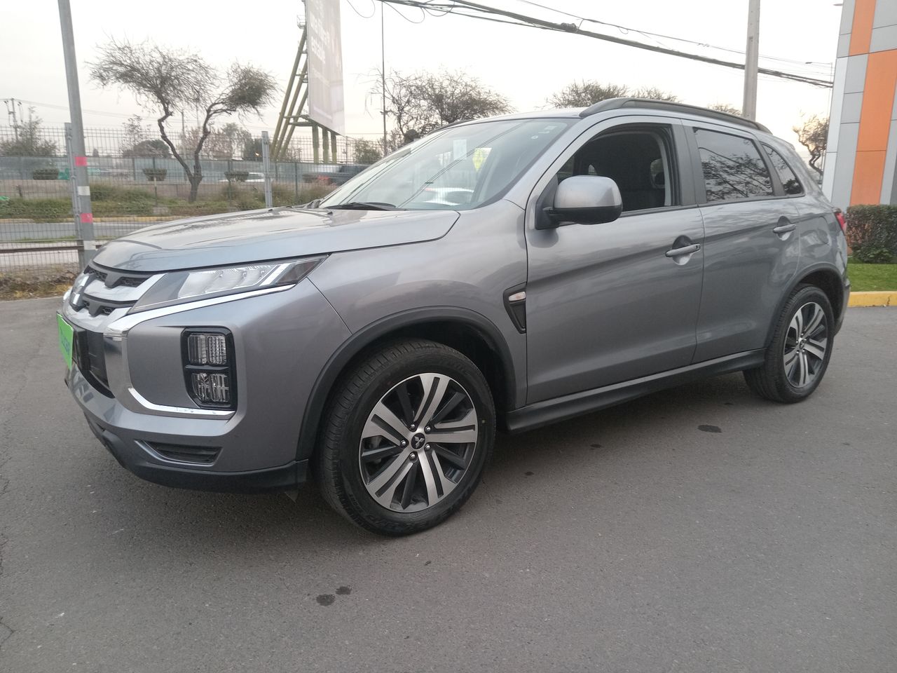 MITSUBISHI - 3