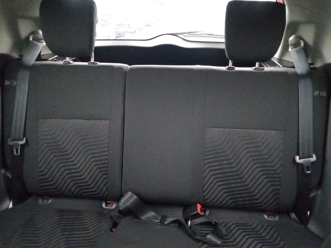 Suzuki Swift — foto 25 de 26