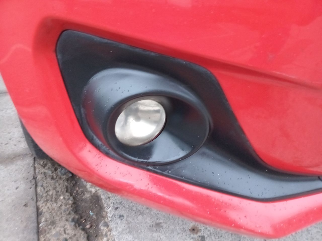 Suzuki Swift — foto 10 de 26