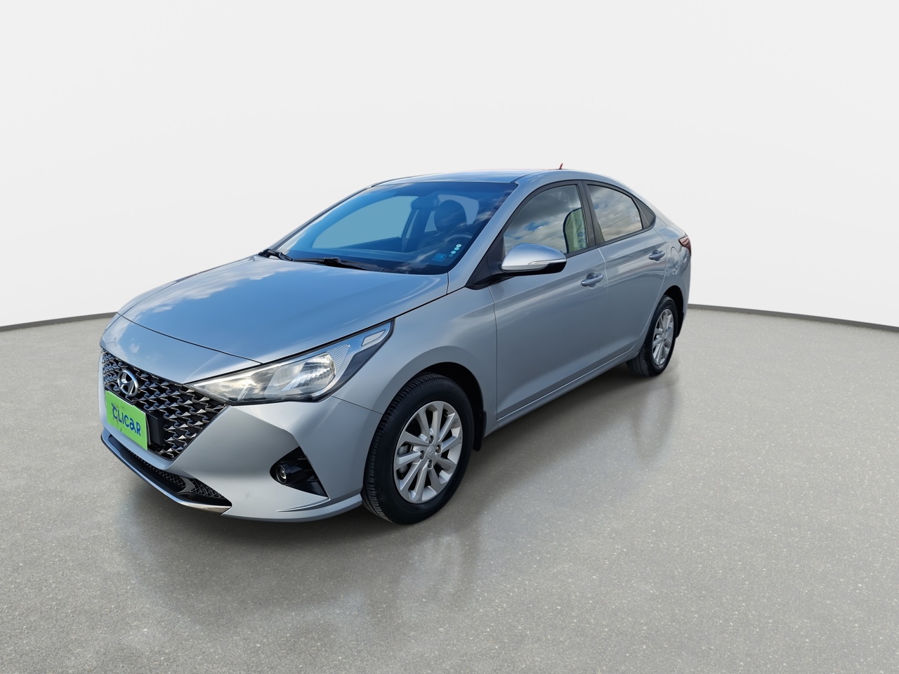 HYUNDAI - 3