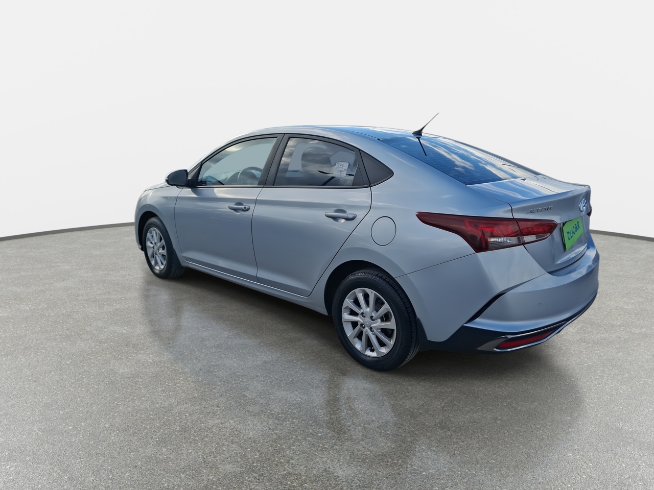 HYUNDAI - 5