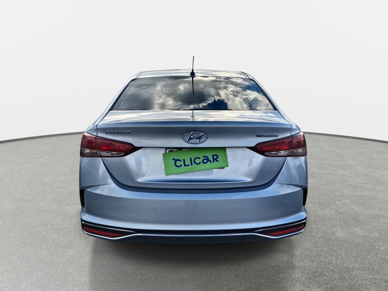 HYUNDAI - 6