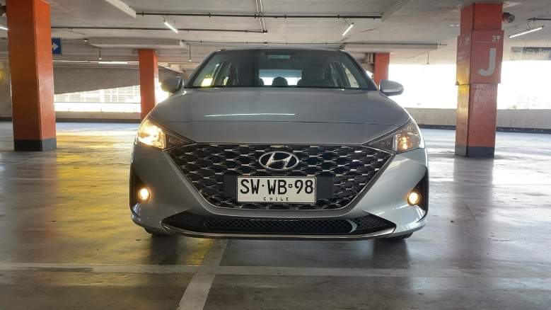 HYUNDAI - 2