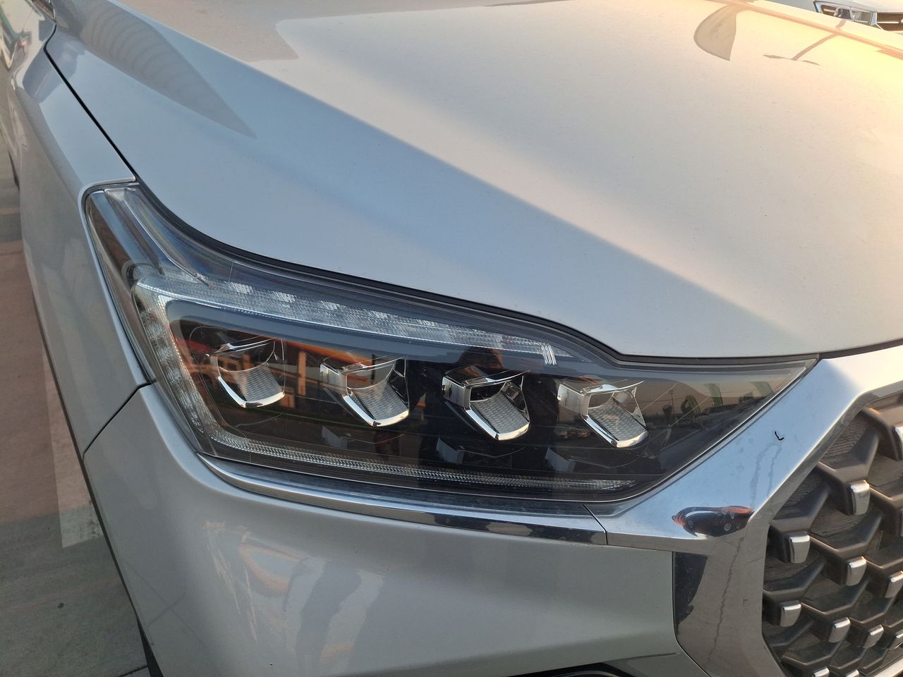 SSANGYONG - 18
