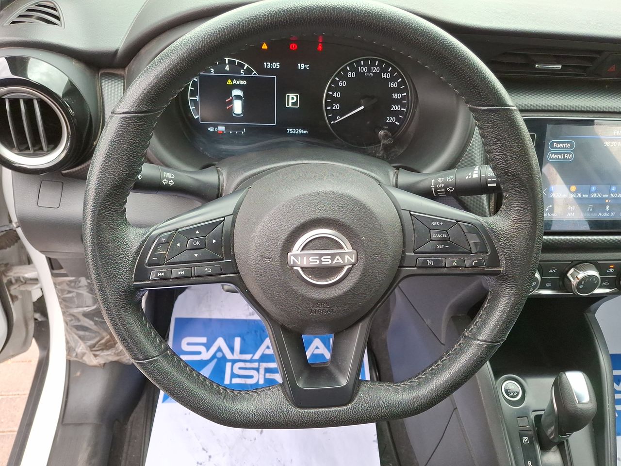 NISSAN - 26