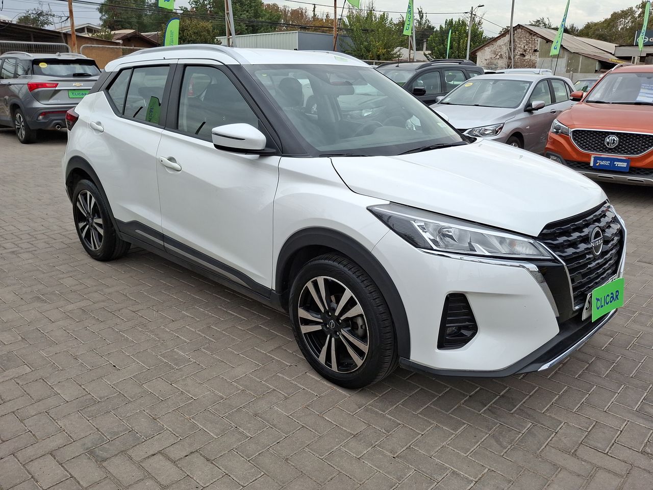 NISSAN - 1