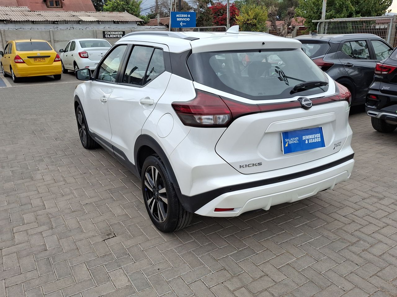 NISSAN - 5