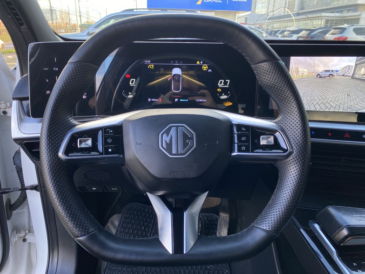MG One — foto 17 de 27