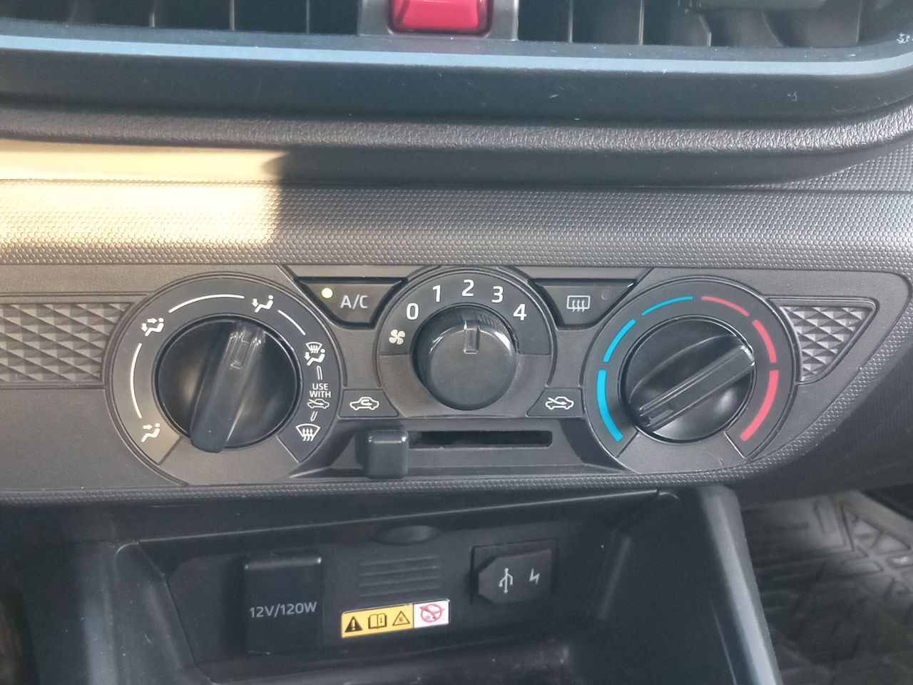 Chevrolet Silverado — foto 29 de 34