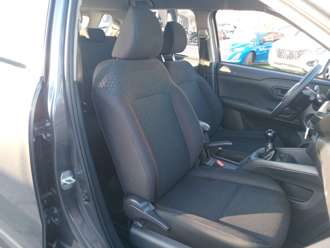 Chevrolet Silverado — foto 32 de 34