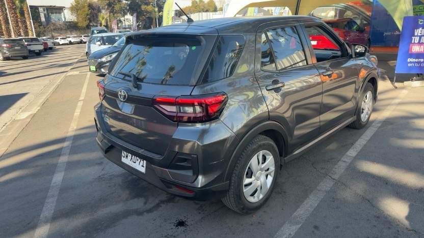 TOYOTA - 3