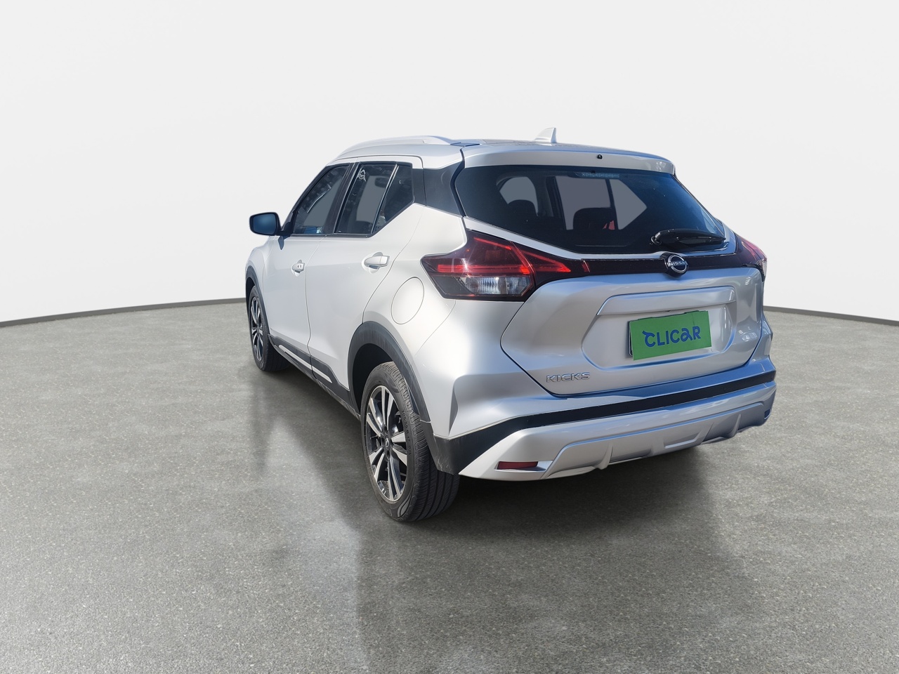 NISSAN - 5