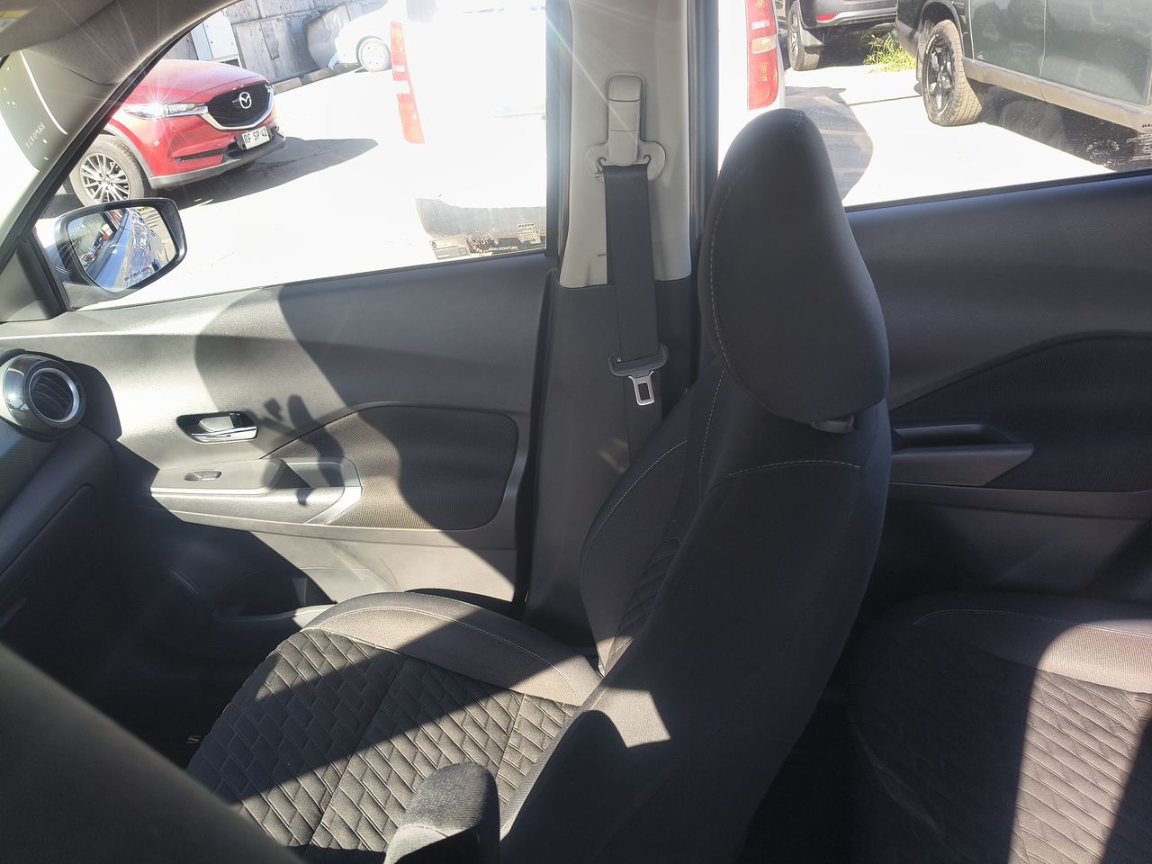 NISSAN - 3