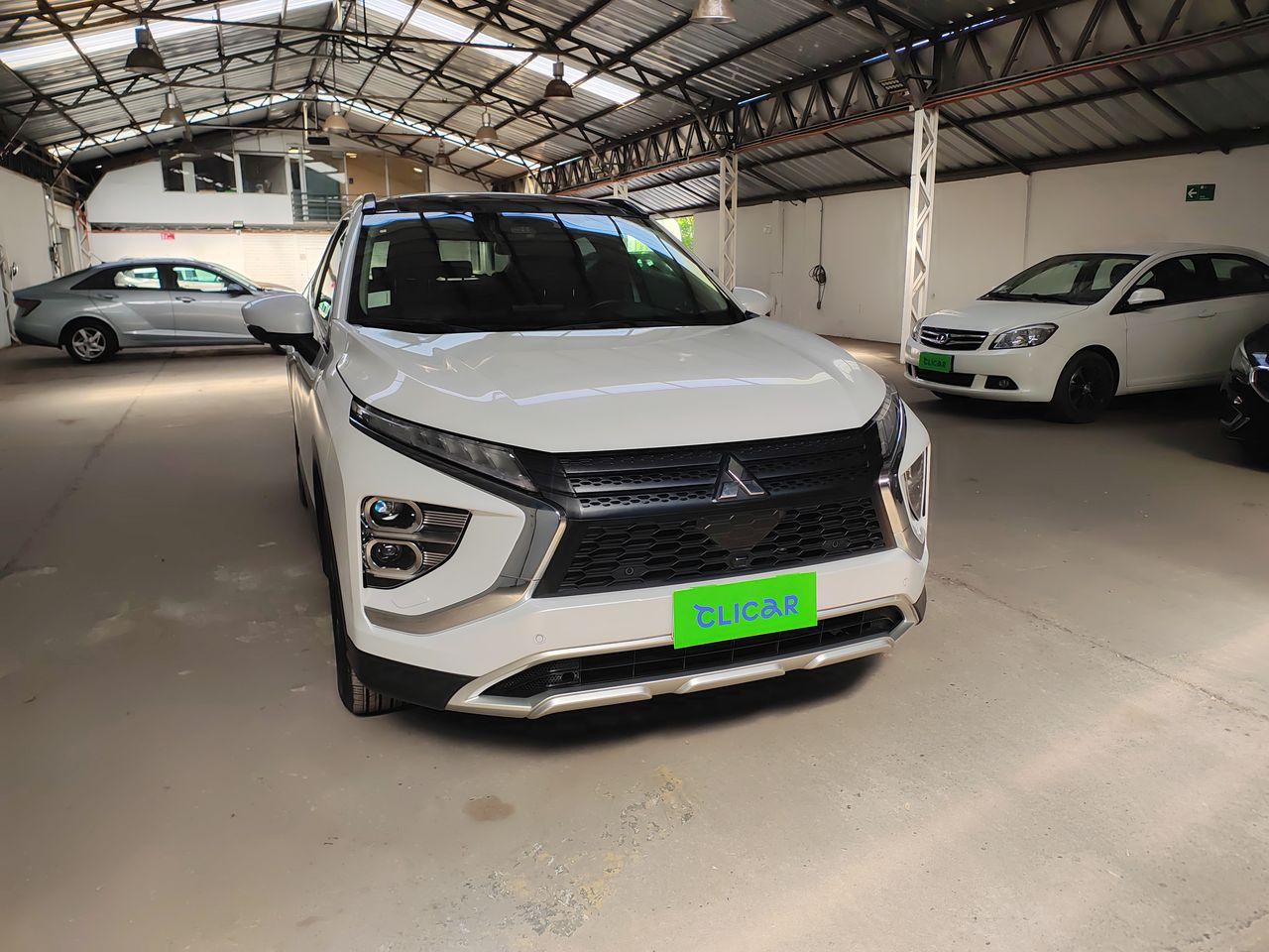 MITSUBISHI - 2