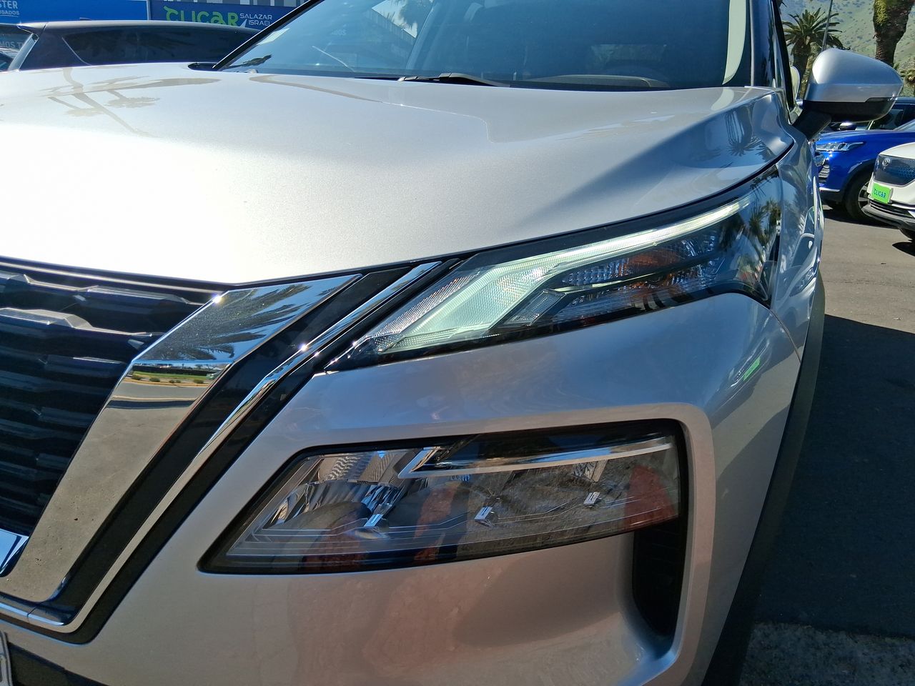 NISSAN - 18