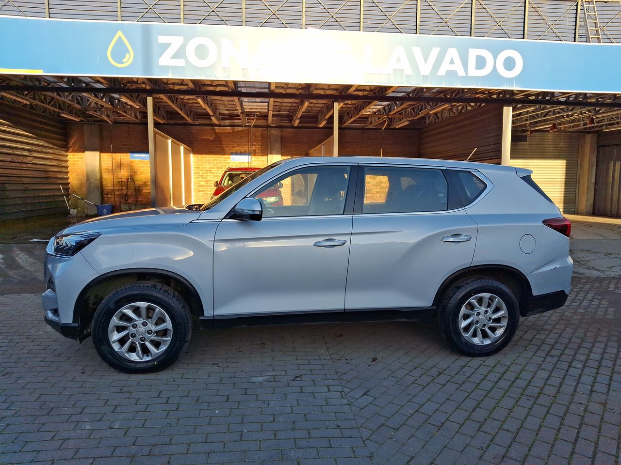 SSANGYONG - 4