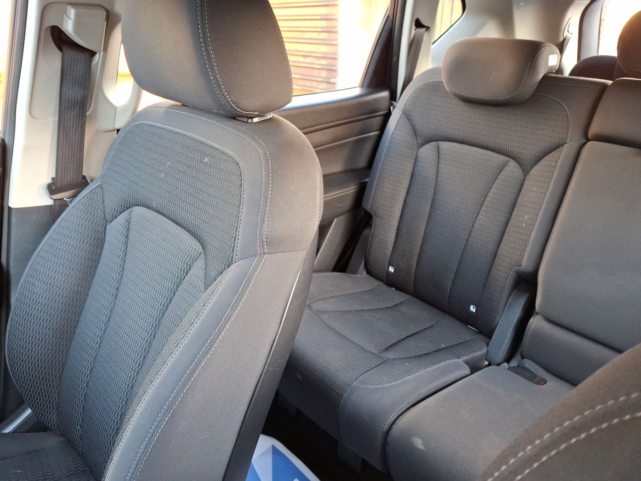 SSANGYONG - 12