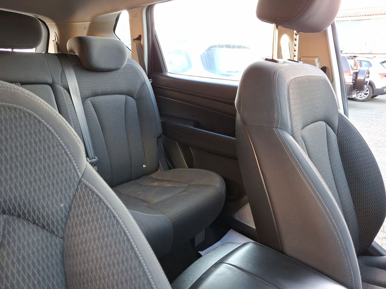 SSANGYONG - 14