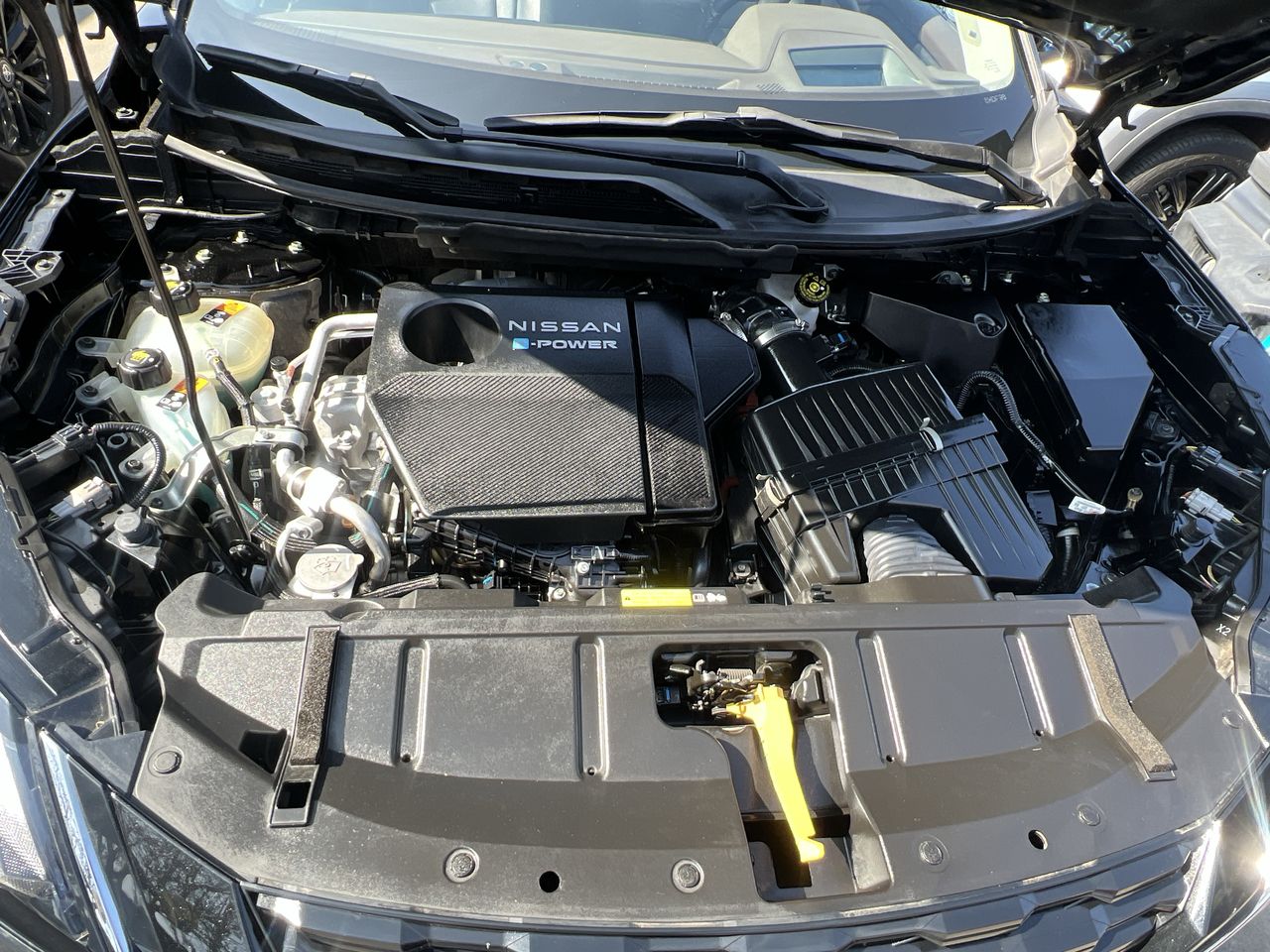 NISSAN - 18