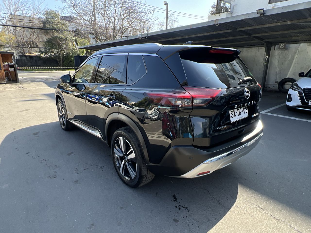 NISSAN - 5
