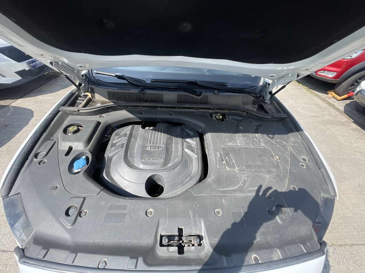 GEELY - 16