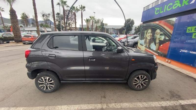SUZUKI - 2