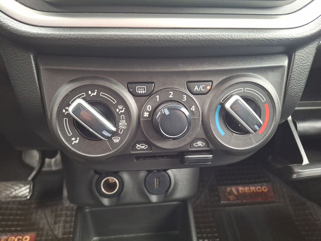 SUZUKI - 18