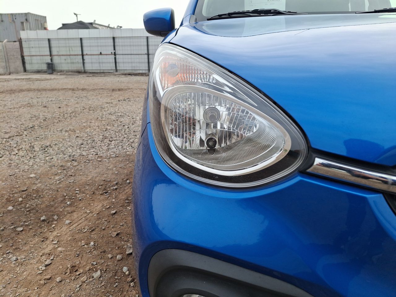 SUZUKI - 10