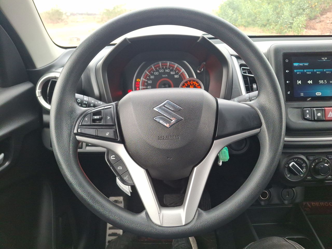 SUZUKI - 13