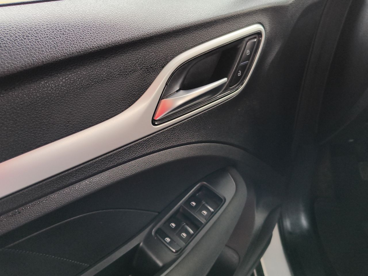 MG Zs — foto 15 de 25