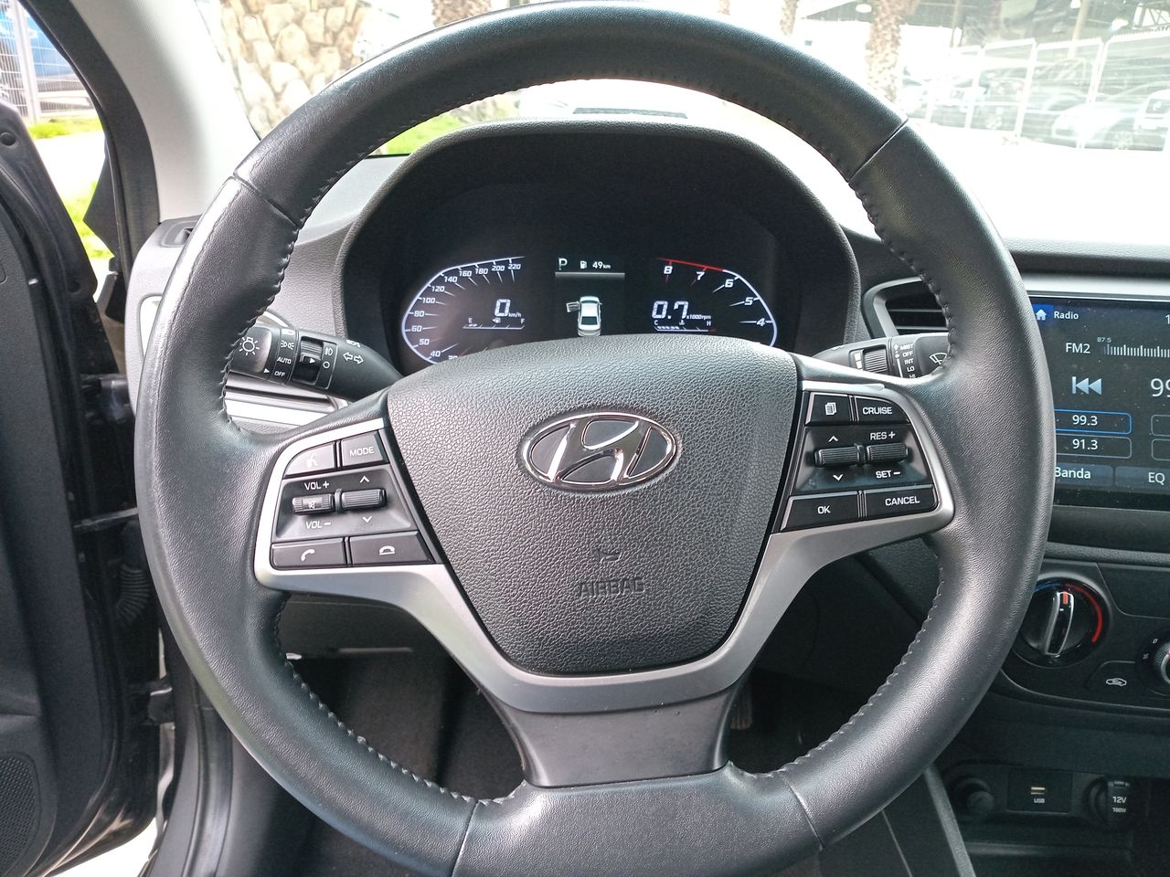 HYUNDAI - 24