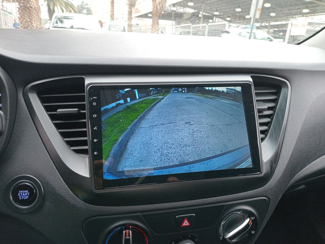 HYUNDAI - 28