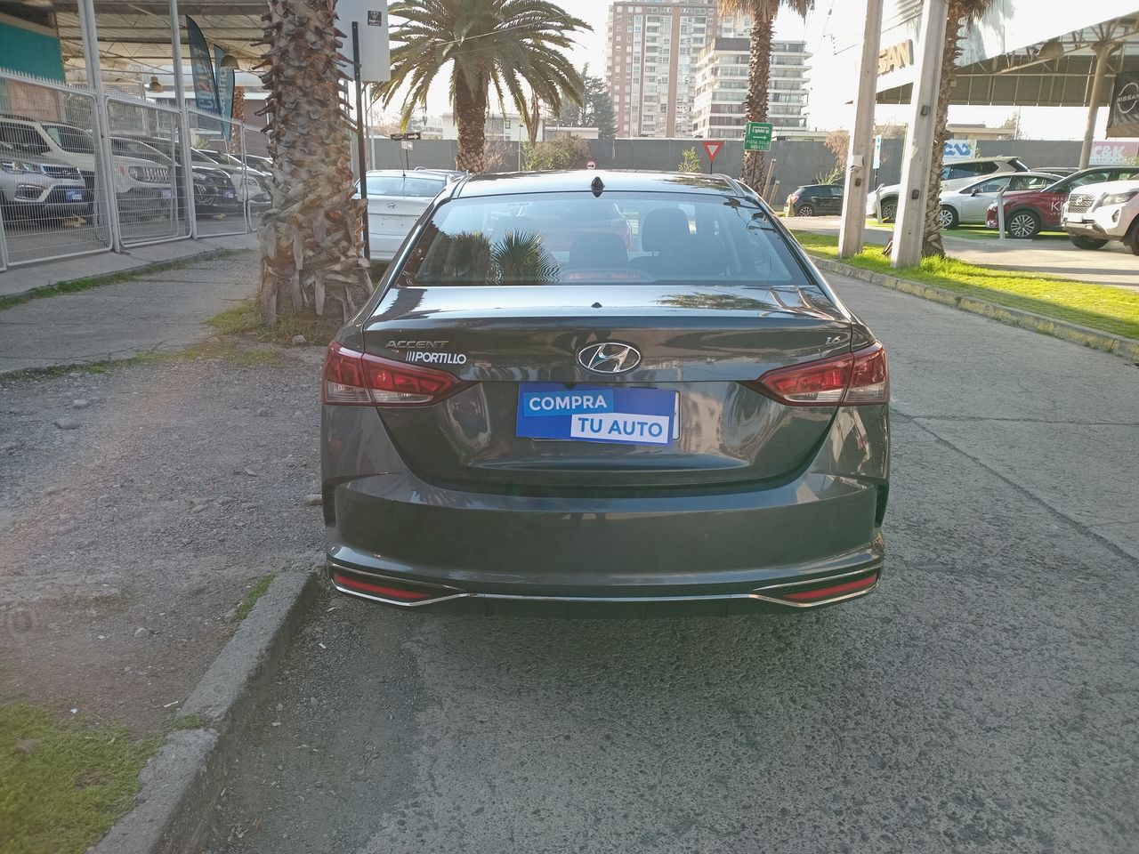 HYUNDAI - 6