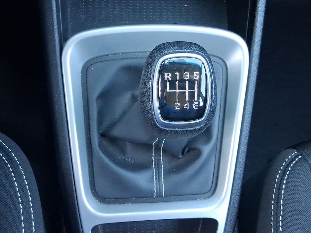 HYUNDAI - 28