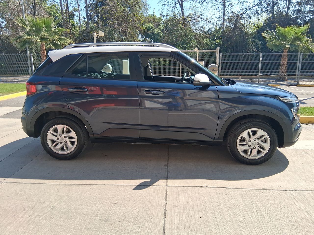 HYUNDAI - 6