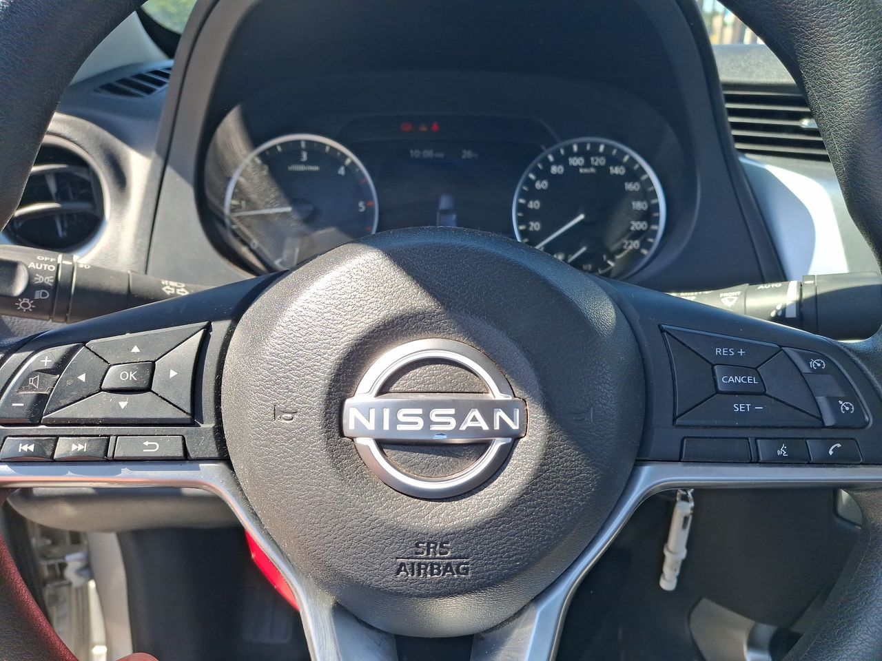 NISSAN - 25