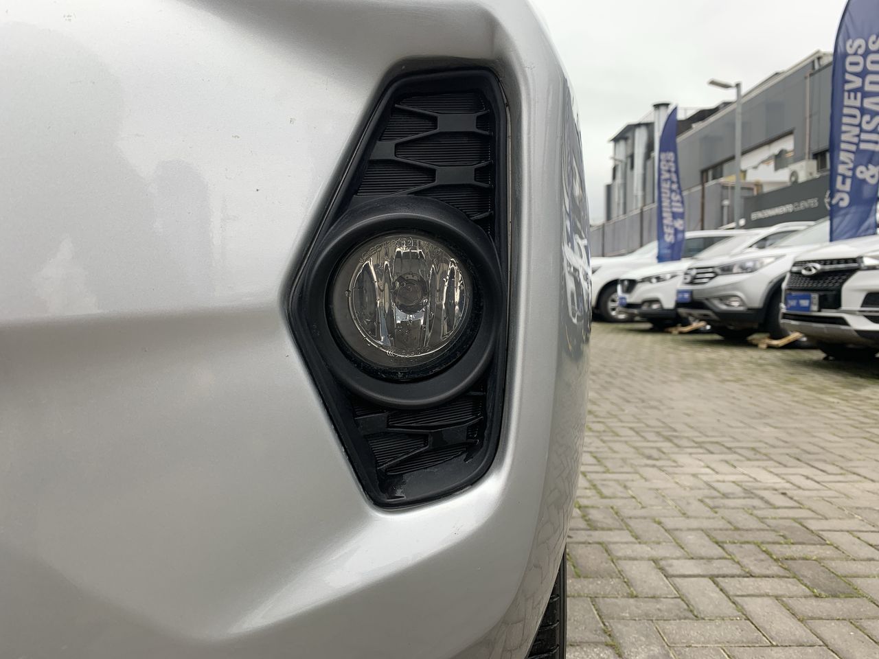 NISSAN - 20