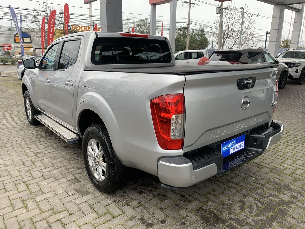 NISSAN - 5