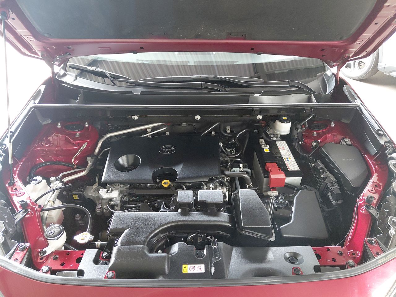 Toyota RAV4 — foto 17 de 33
