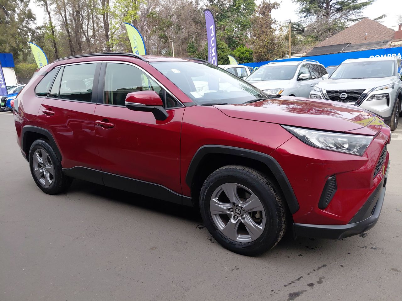 Toyota RAV4 — foto 2 de 33