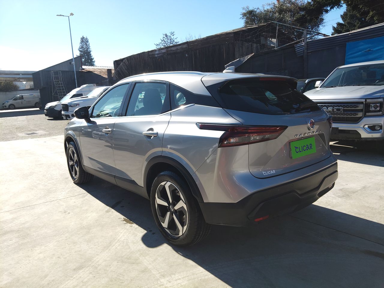 NISSAN - 5