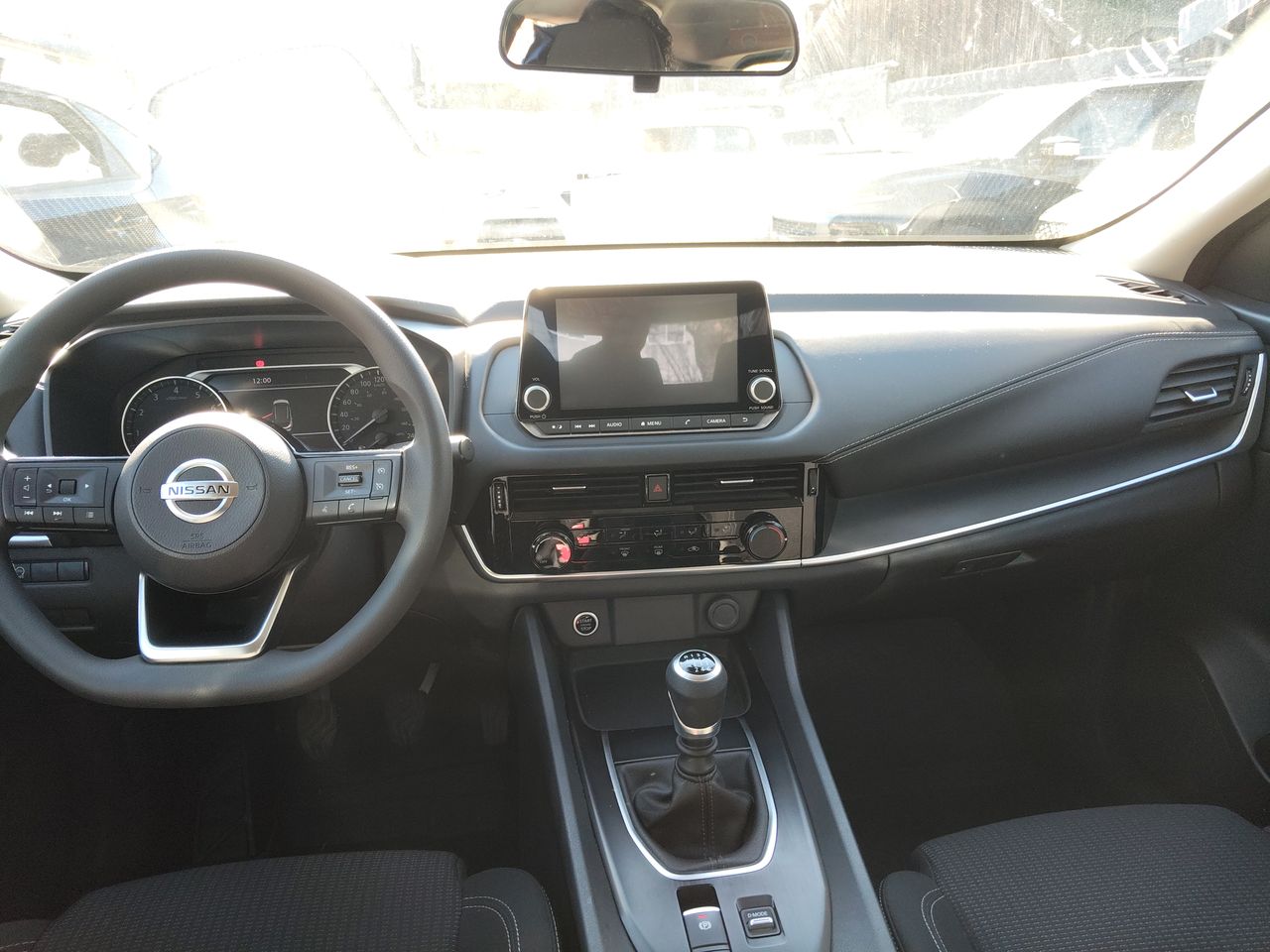 NISSAN - 9