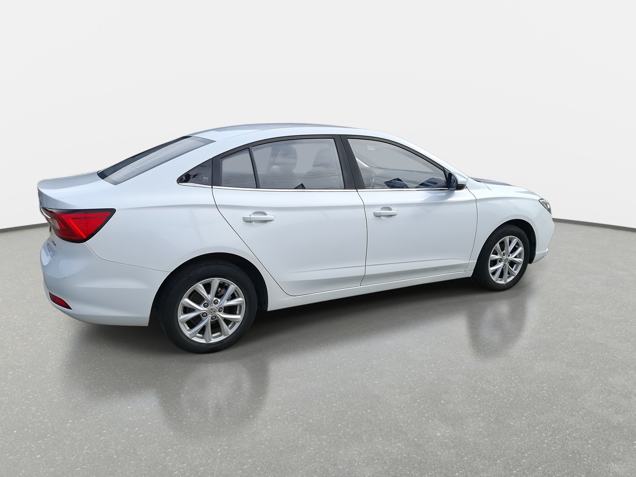 MG 5 — foto 8 de 34