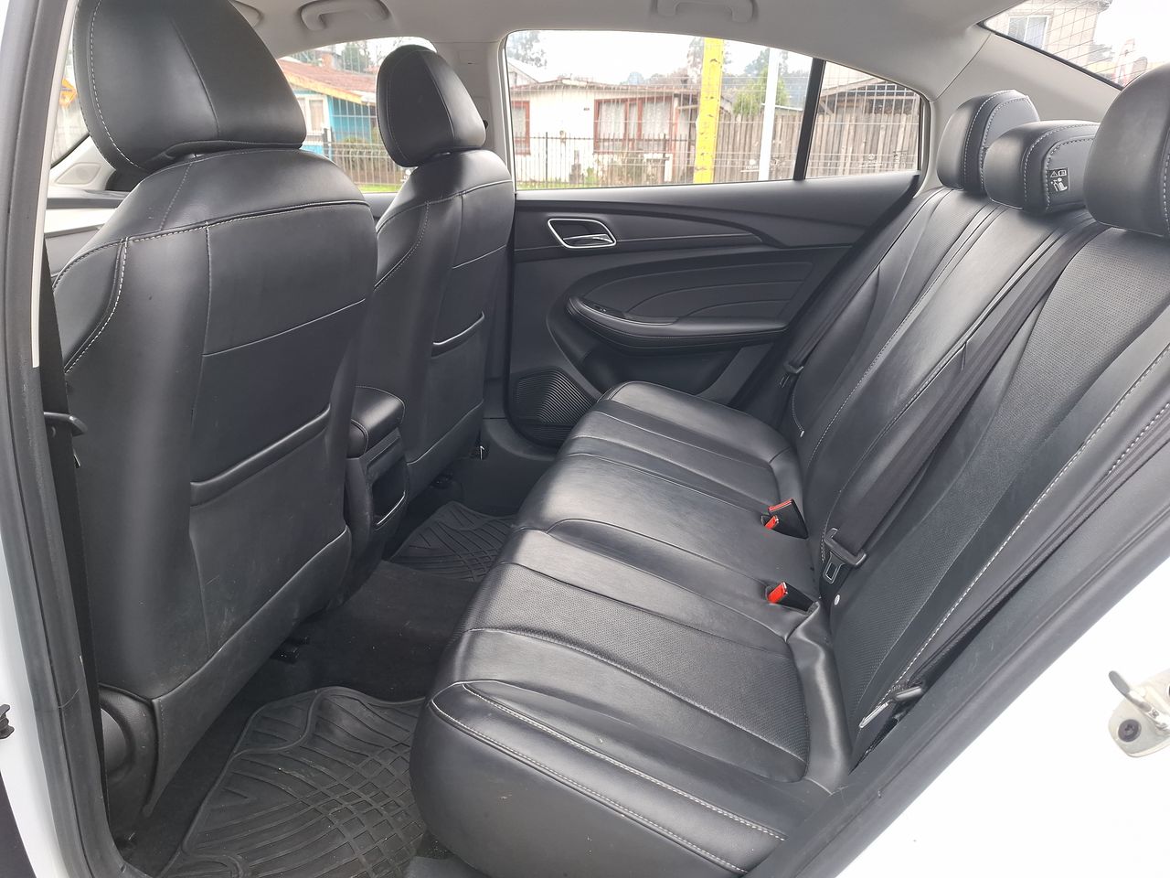 MG 5 — foto 7 de 26