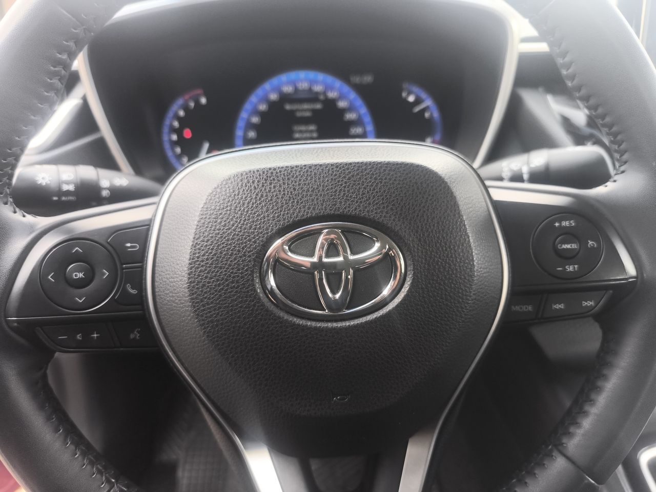 TOYOTA - 23