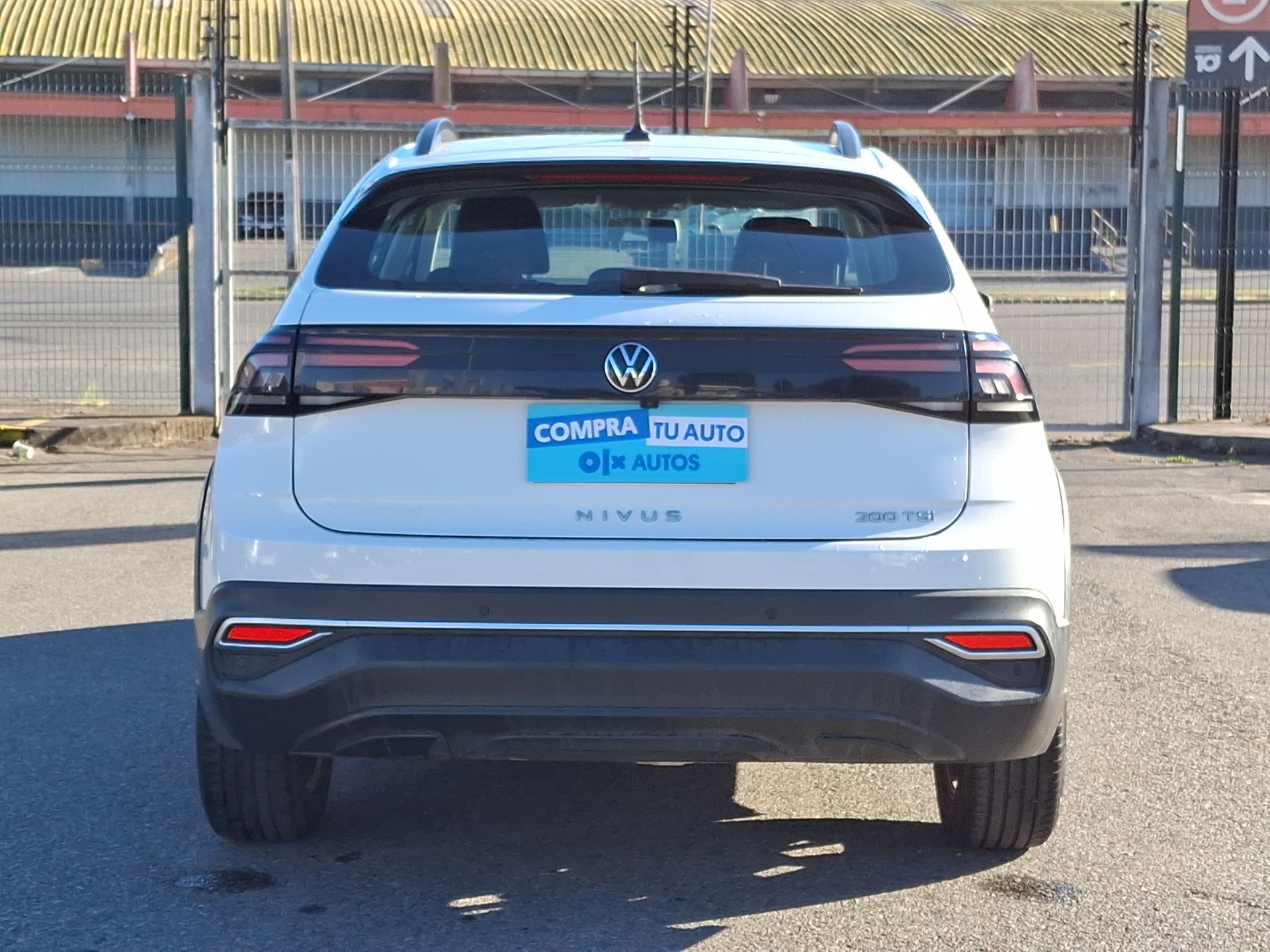 VOLKSWAGEN - 6