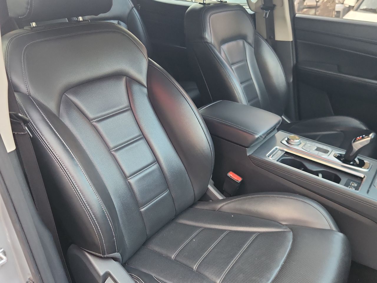 SSANGYONG - 23