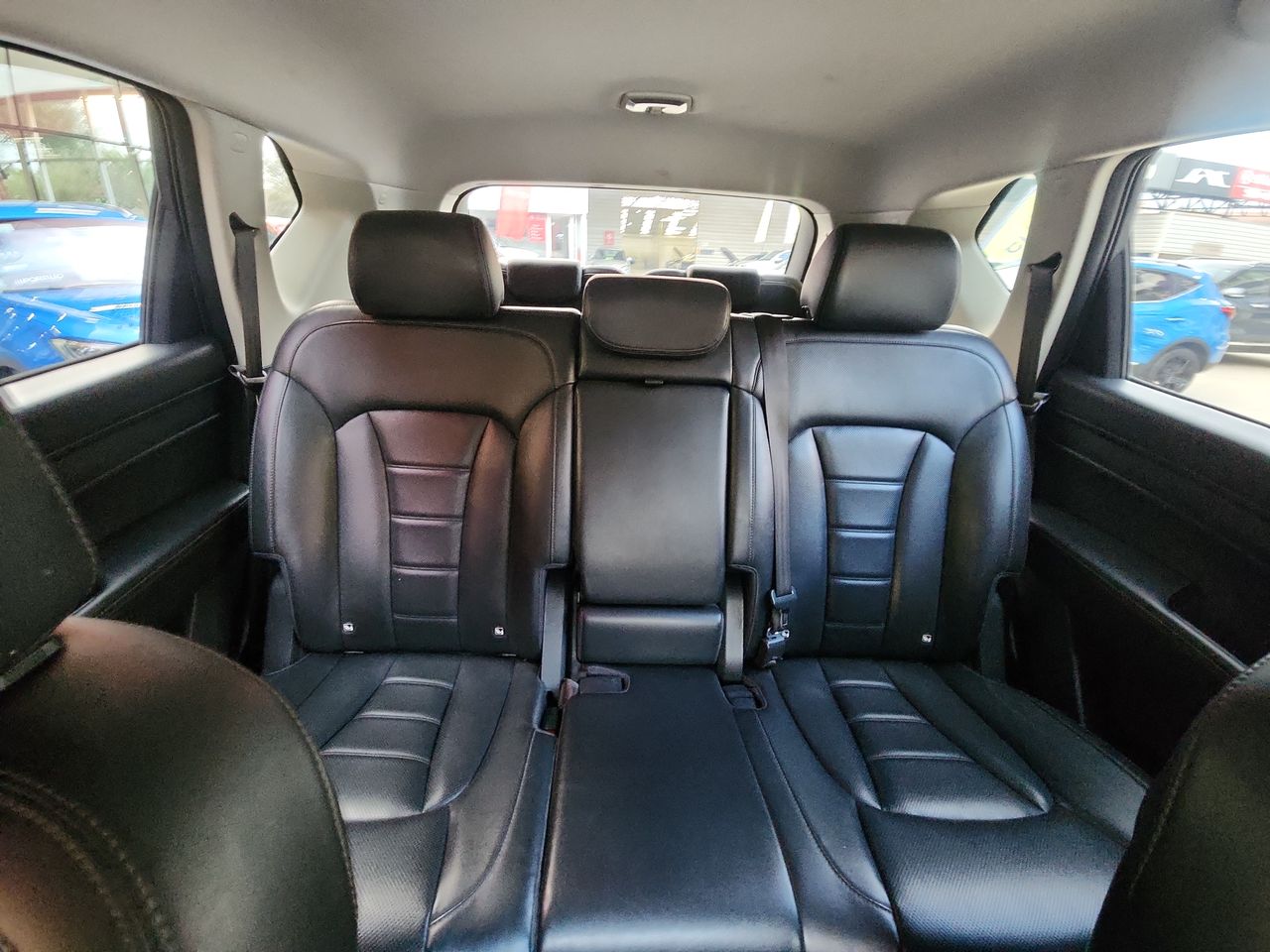 SSANGYONG - 24