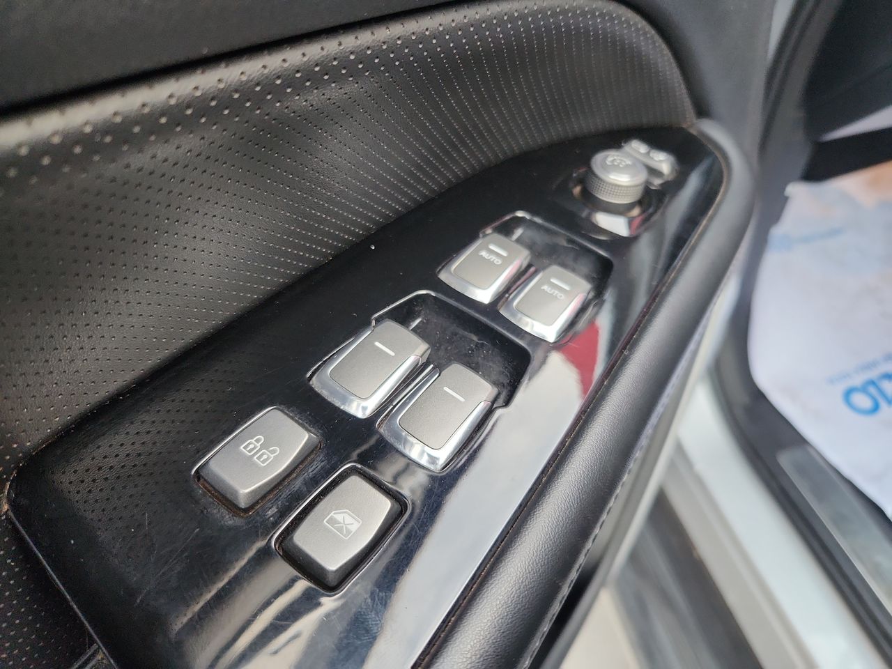 SSANGYONG - 12