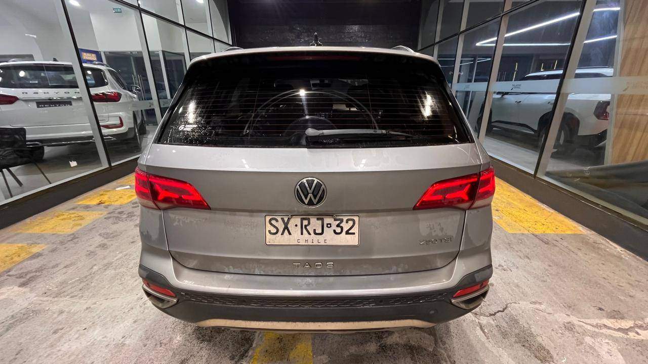 VOLKSWAGEN - 5